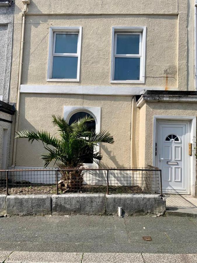 Central Plymouth Apartment Екстер'єр фото
